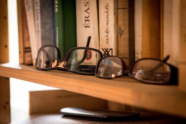 Dans le bureau d'Alejandro Jodorowsky : Lunettes © Yann Vidal