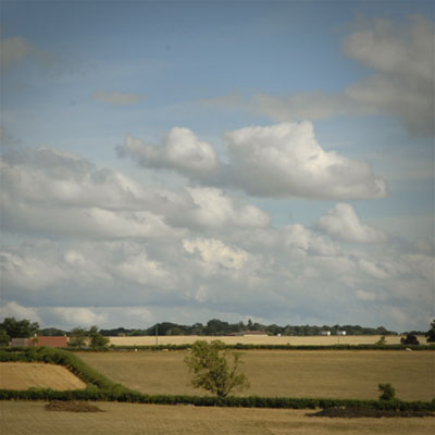 Interview azimutée de Pierre Niney. Photos : horizon paysage © Annick Holtz.